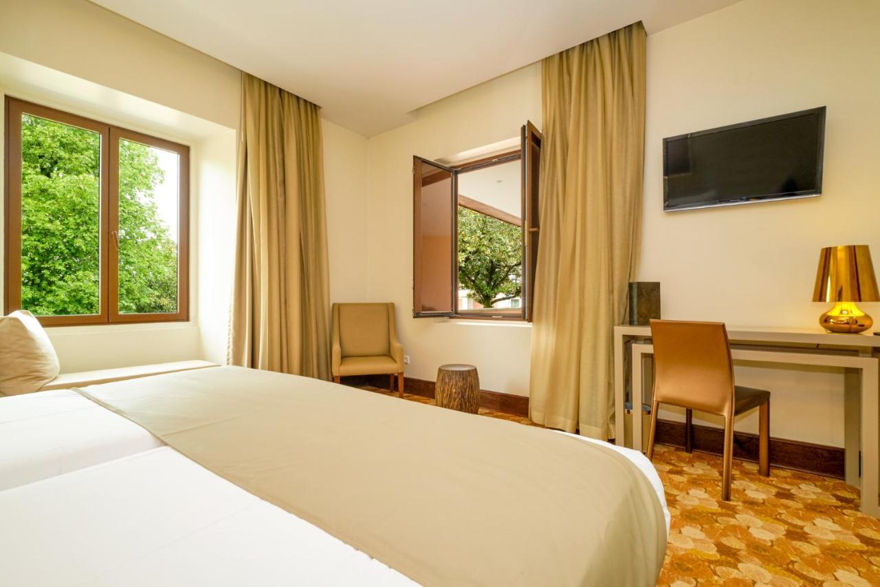 Quarto Superior com 2 Camas de Solteiro