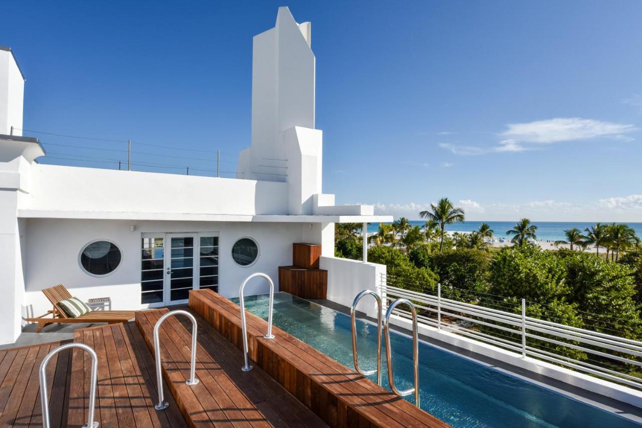 Penthouse-Sonnenaufgangs-Suite mit Meerblick