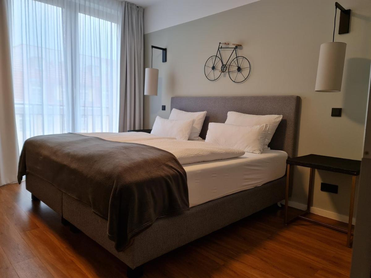 Double Room,978346195:JPEG