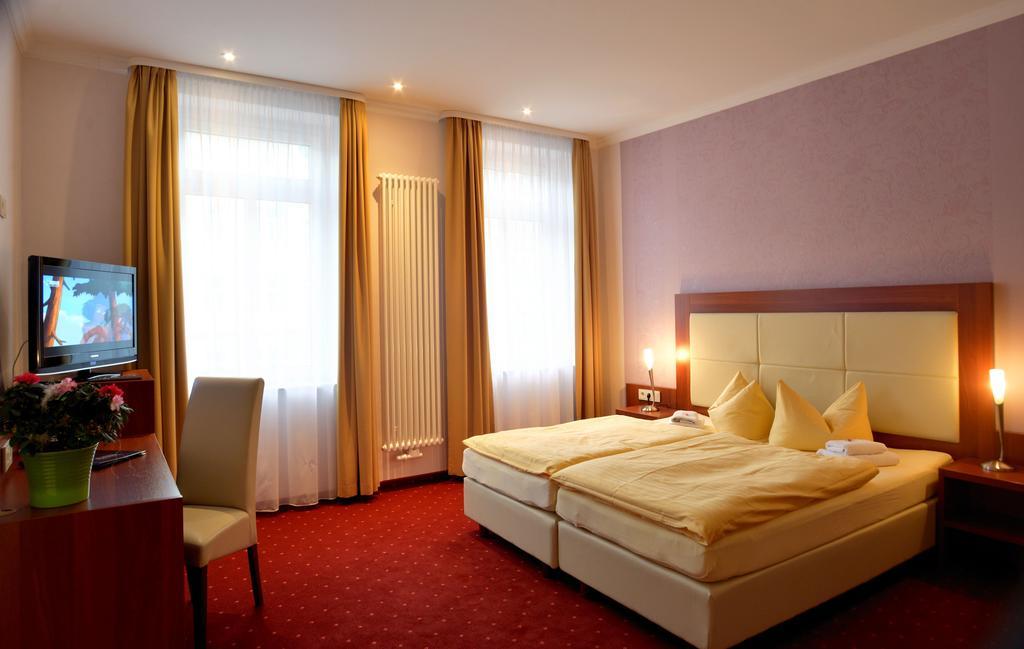 Junior Suite,630211524:JPEG