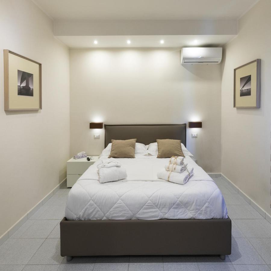 One-Bedroom Apartment - Separate Building,1101464853:JPEG