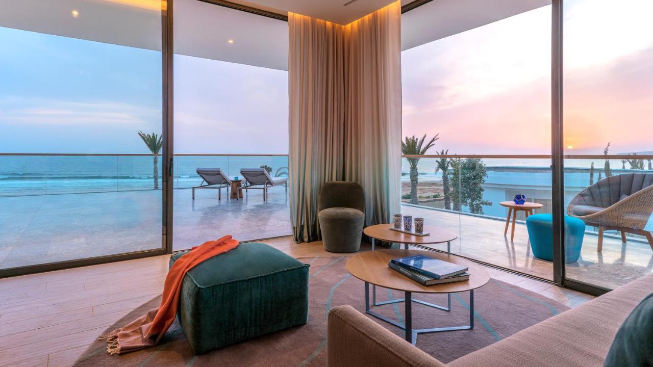 Suite with Terrace and Ocean View