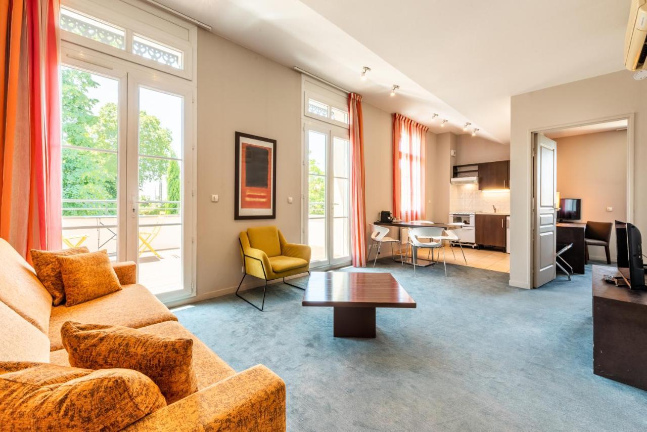 Apartment 4 adults