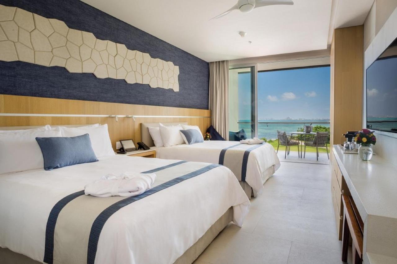 Preferred Club Kamer met 2 Queensize Bedden en Uitzicht op de Oceaan