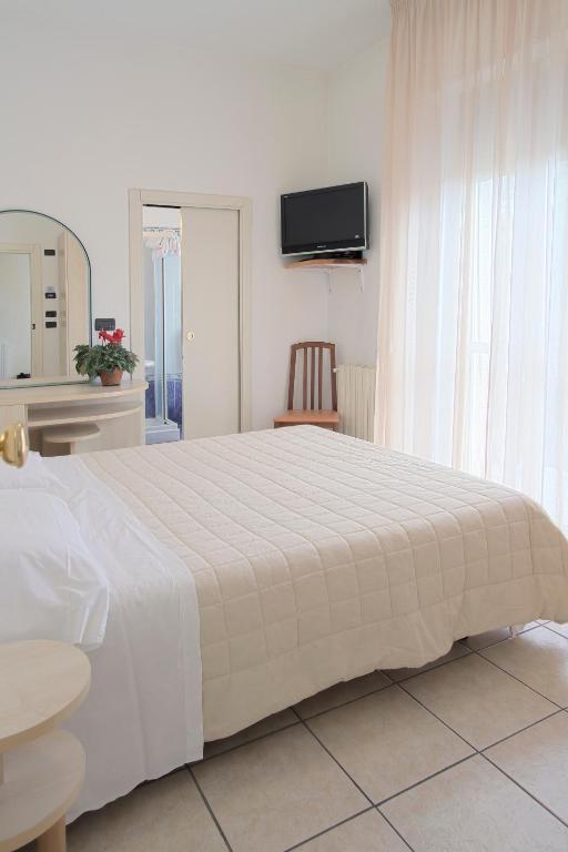 Single Room,11572640:JPEG