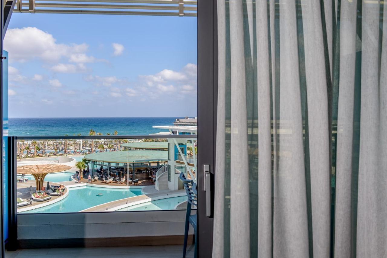 Superior Exclusive Unterkunft mit Pool- oder Meerblick