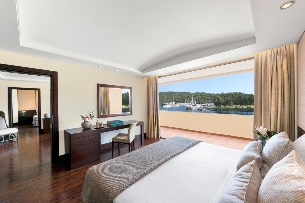 Two Bedrooms Grand Suite Golf View