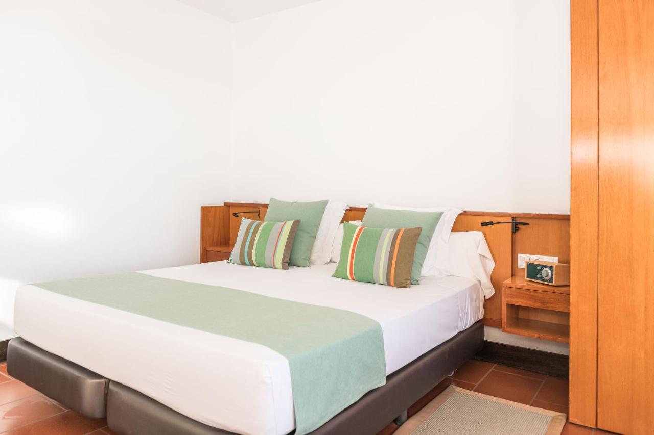 Double Room with Sea View and Extra Bed,1207838467:JPEG