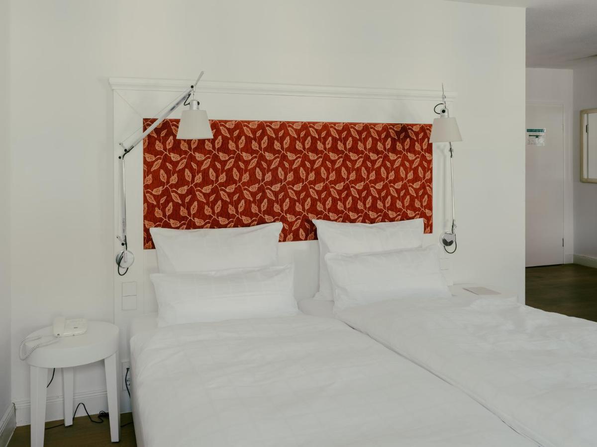 Classic Double Room with City View,1196897845:JPEG