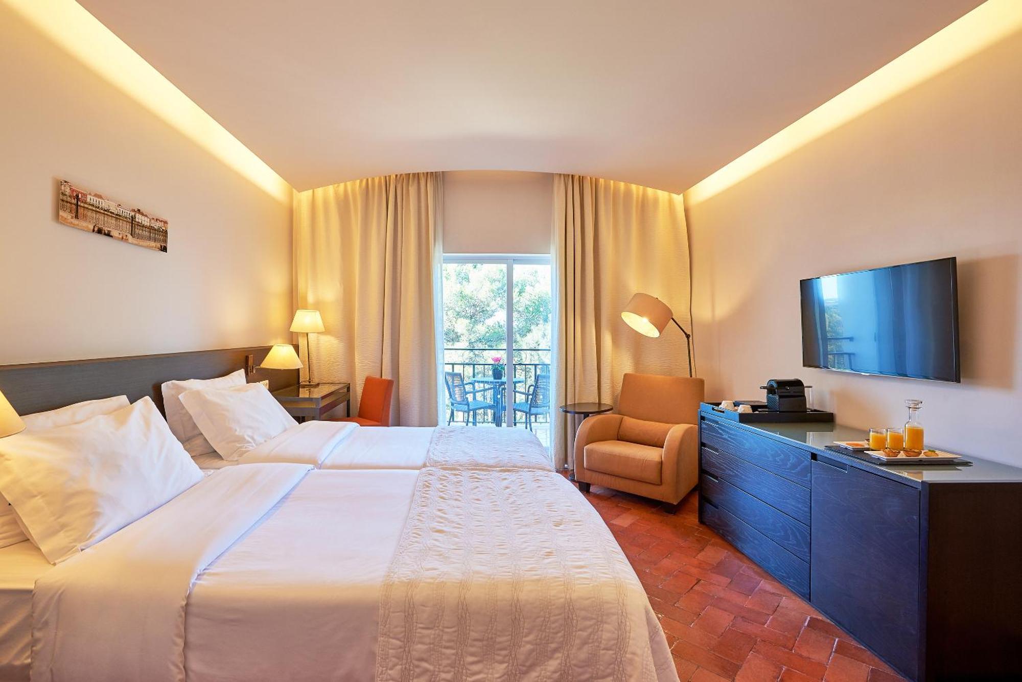 Single Room Mountain View