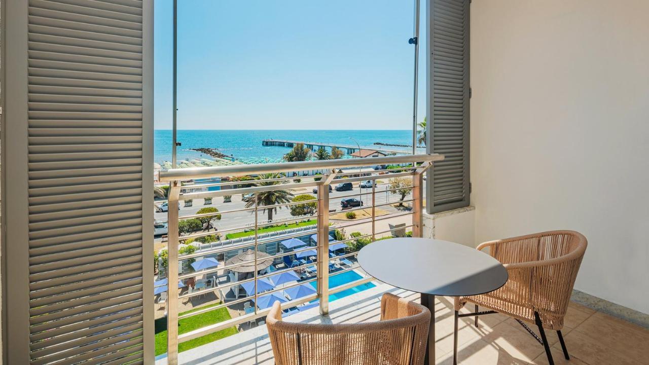 Superior Double Room Balcony,1576697810:JPEG