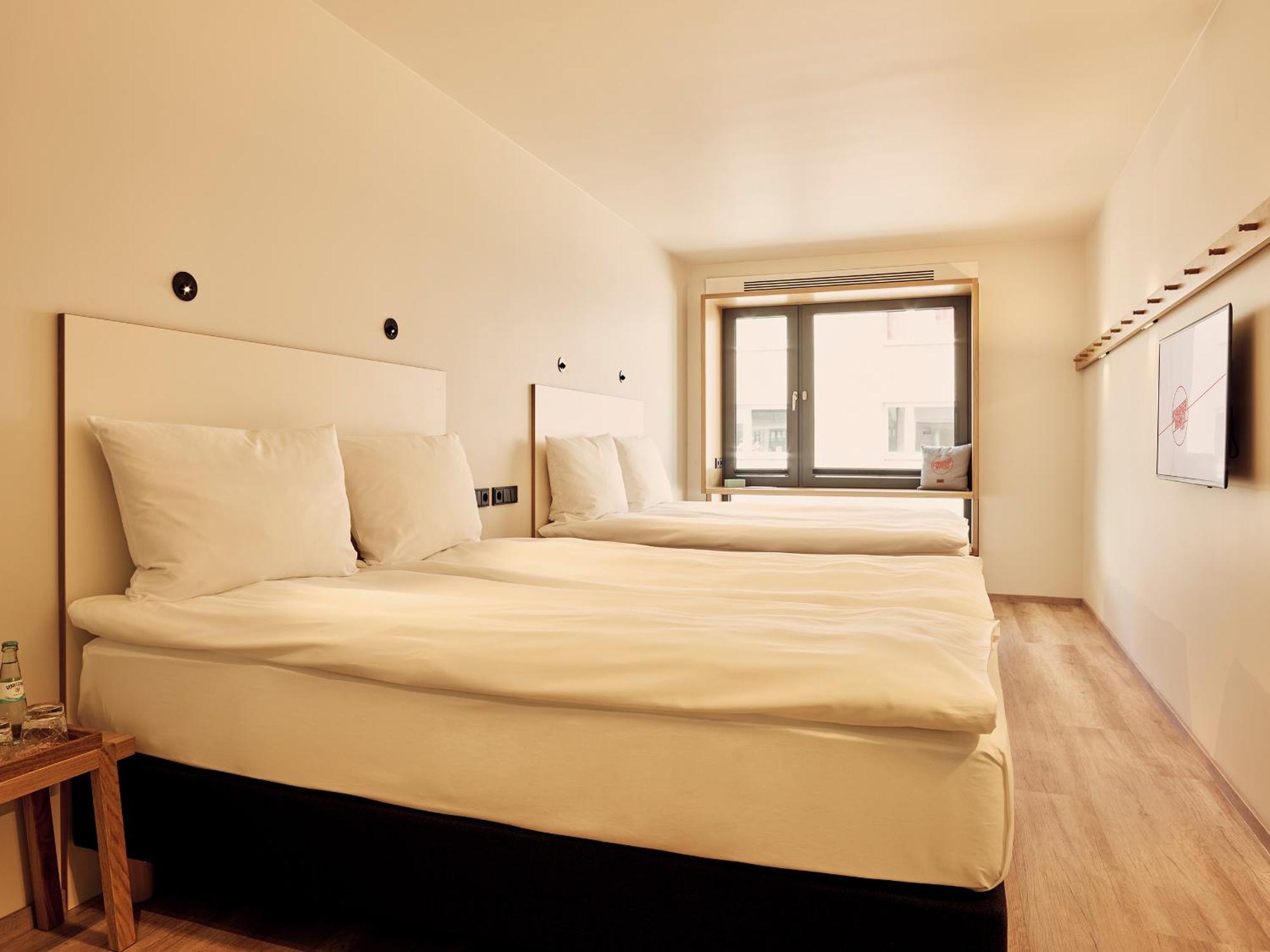 Twin Room,1211829964:JPEG