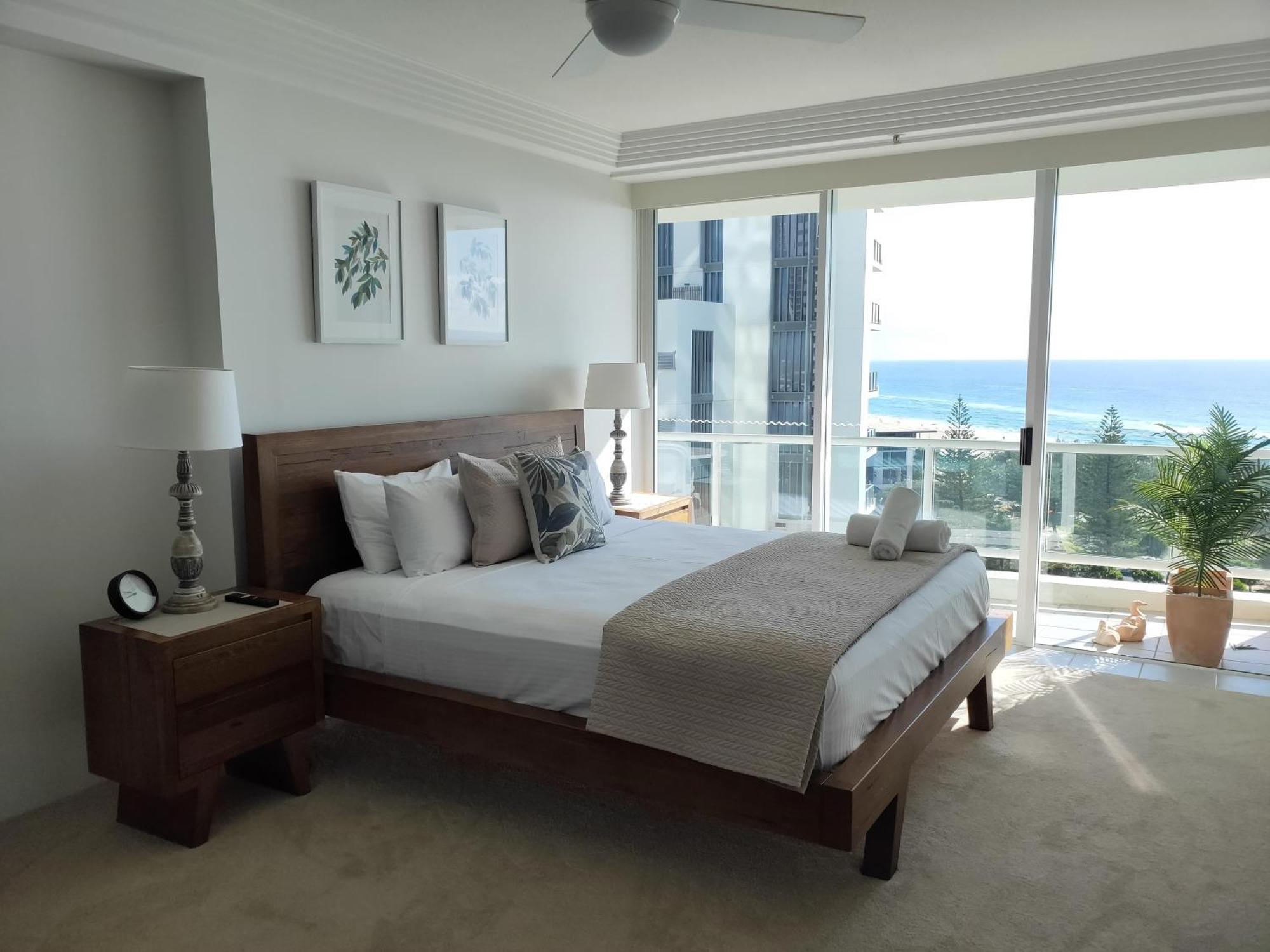 Superior One-Bedroom Apartment Ocean View on High Floor No Air Conitioning