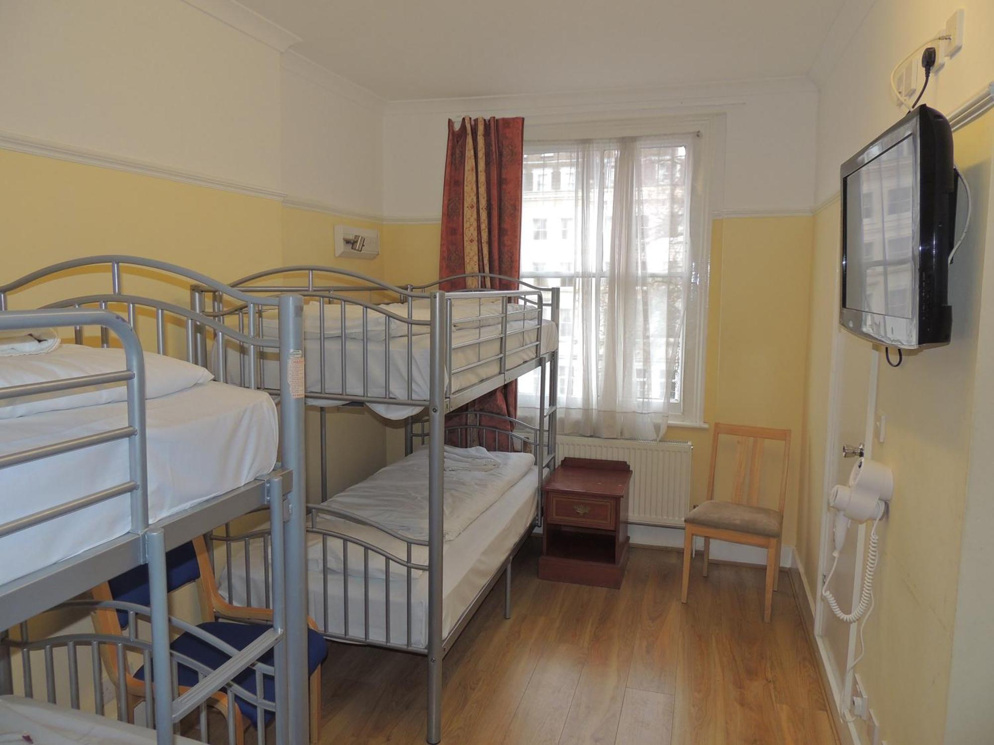 Quadruple Room with Private Bathroom,1580720593:JPEG