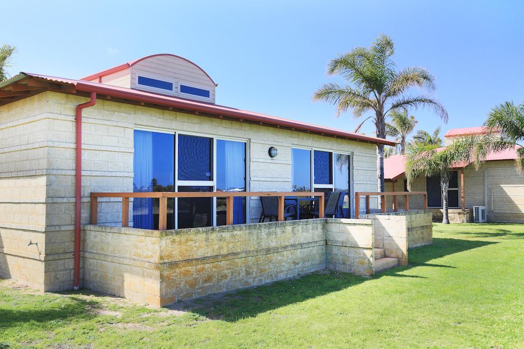 Deluxe 3 Bedroom Cabin,1658768174:JPEG
