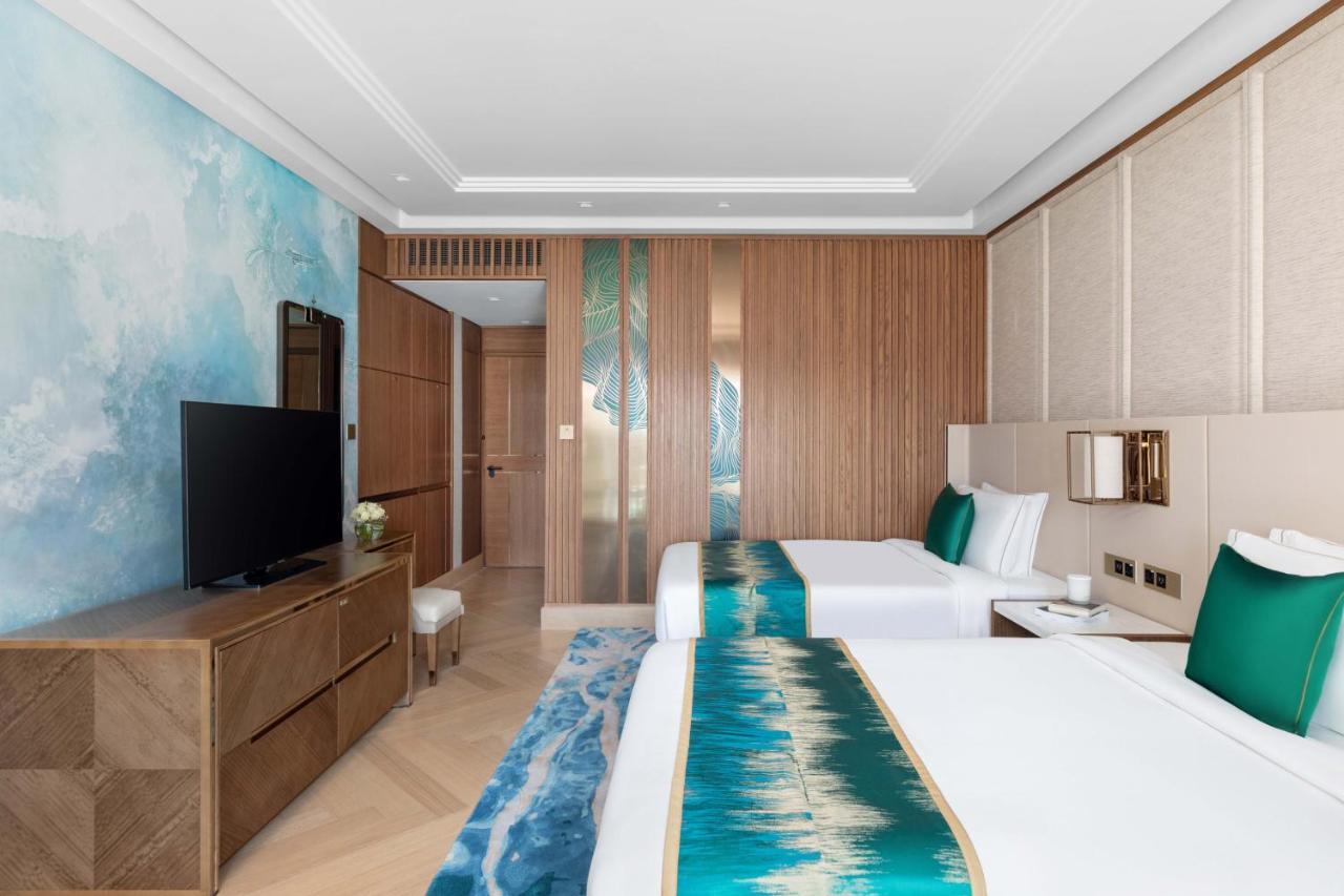 Luxury Sea View Room Twin Bed