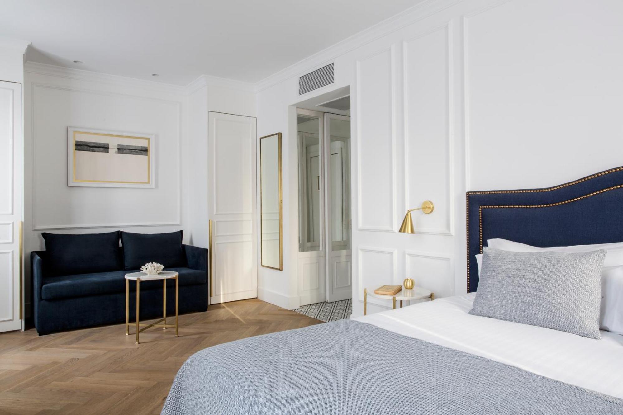 Junior Suite with Balcony,1273207891:JPEG