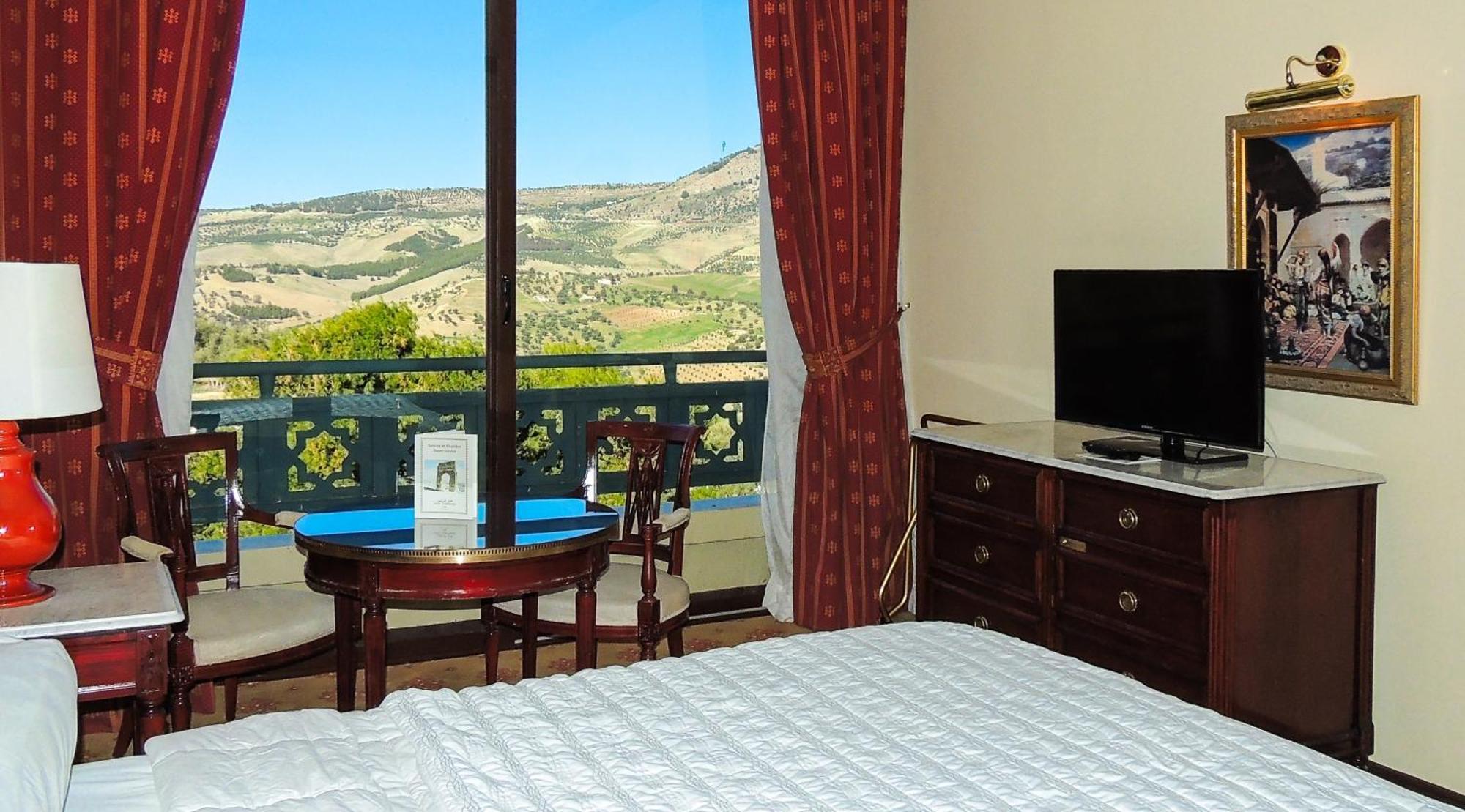 Double Room Mountain View