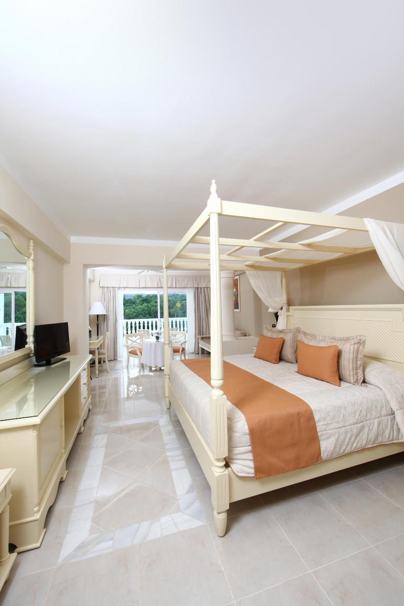 Junior Suite (1 Adult),1279876387:JPEG