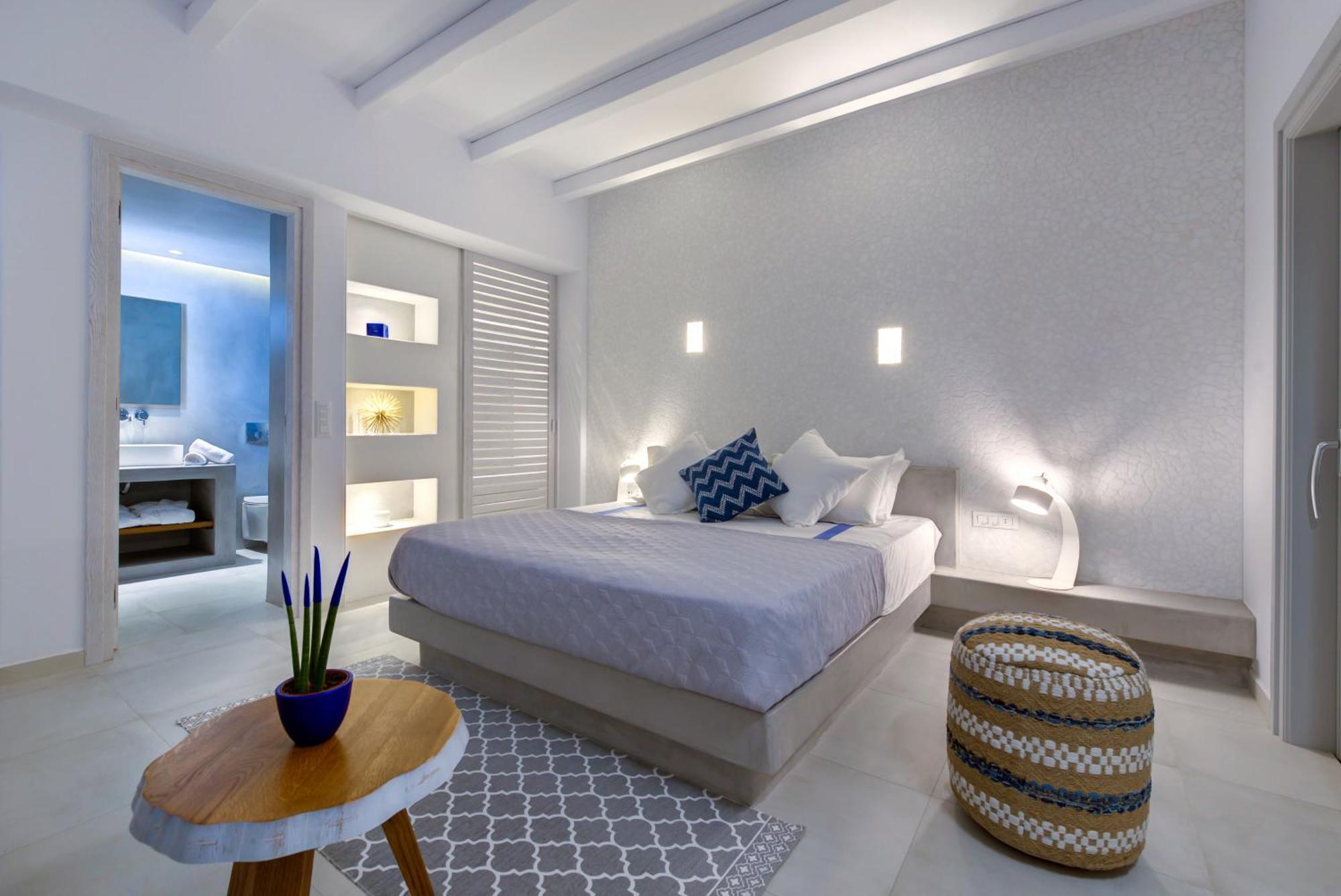 Premium Room Pool Front Sea View