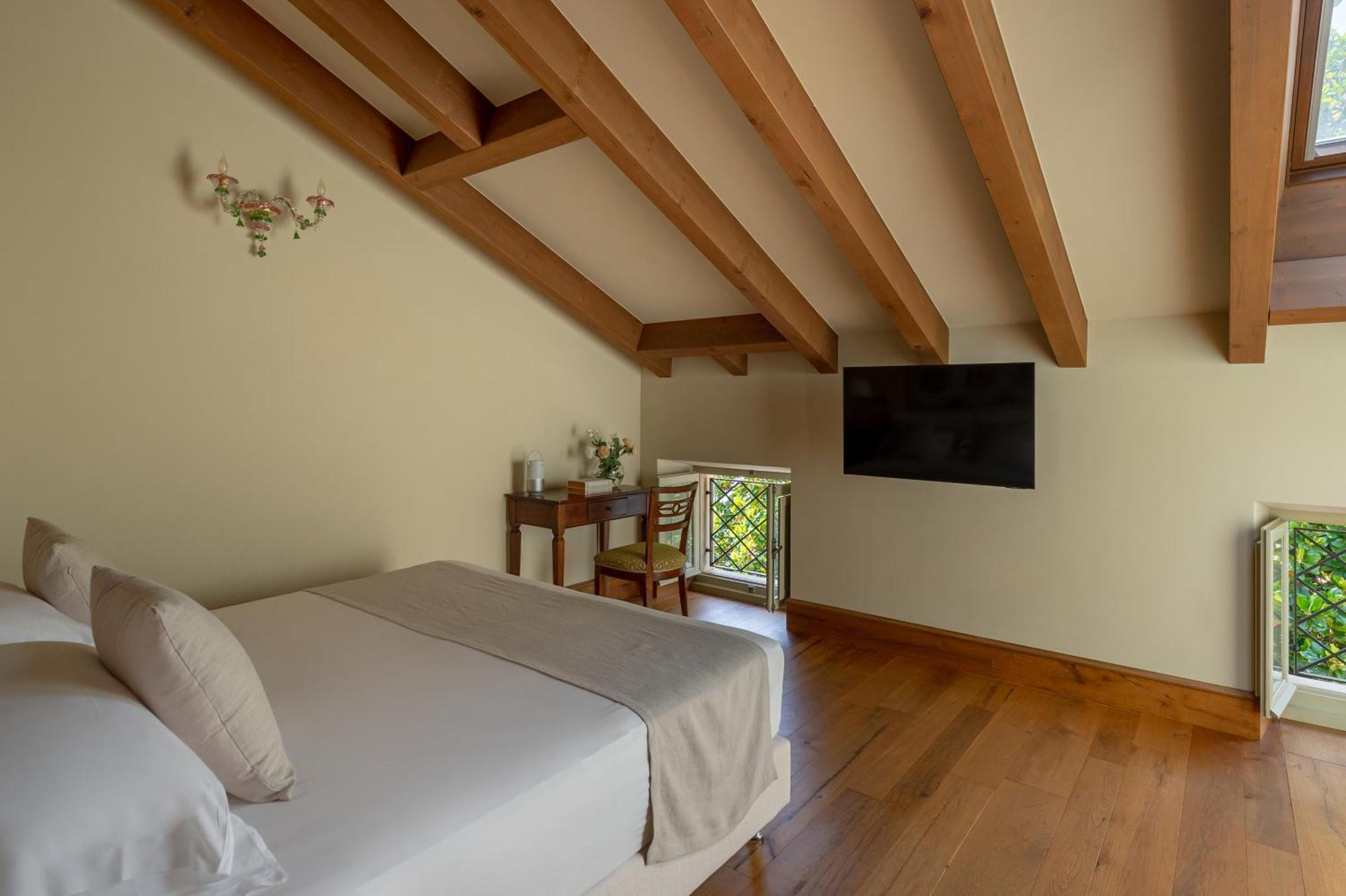 Double Room,1286364505:JPEG