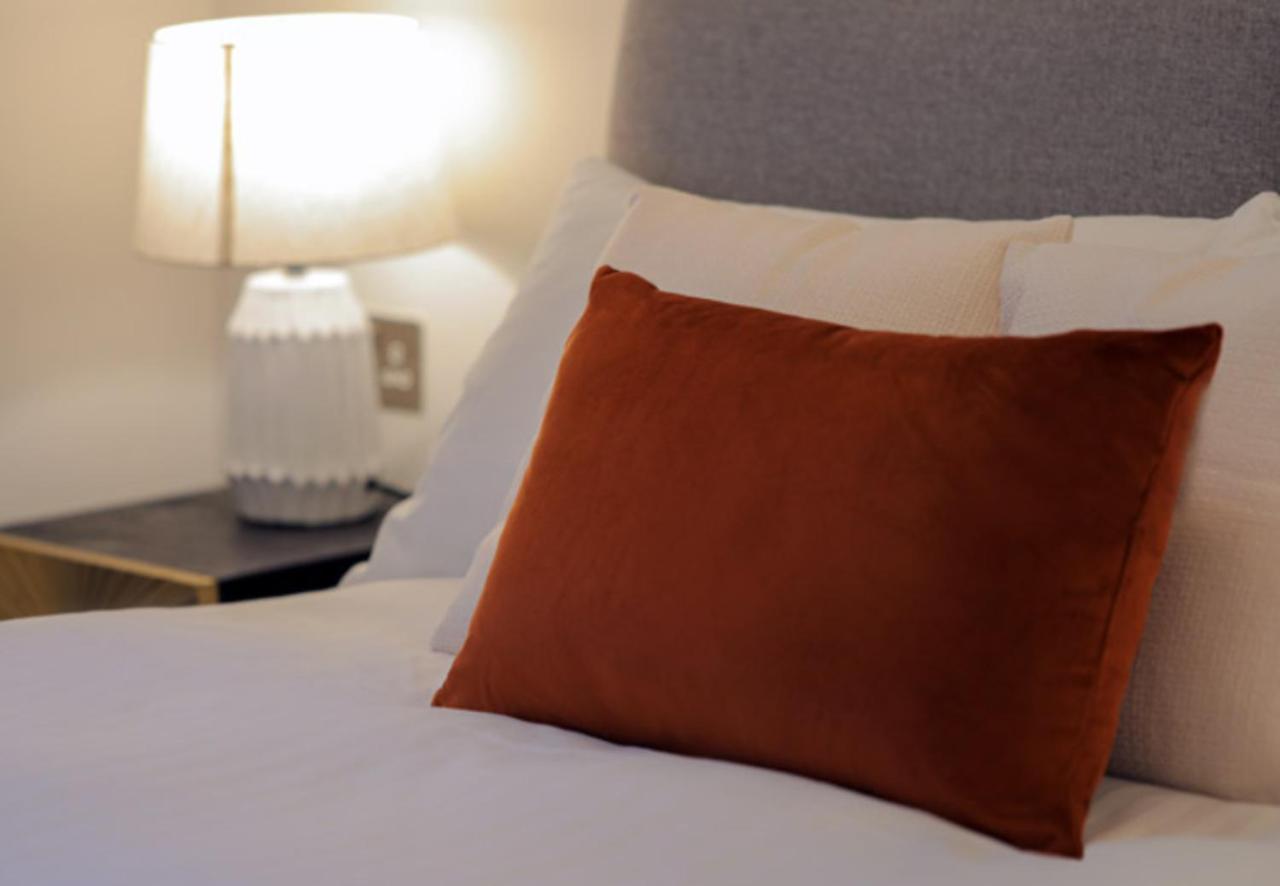 Double Room,1297305982:JPEG