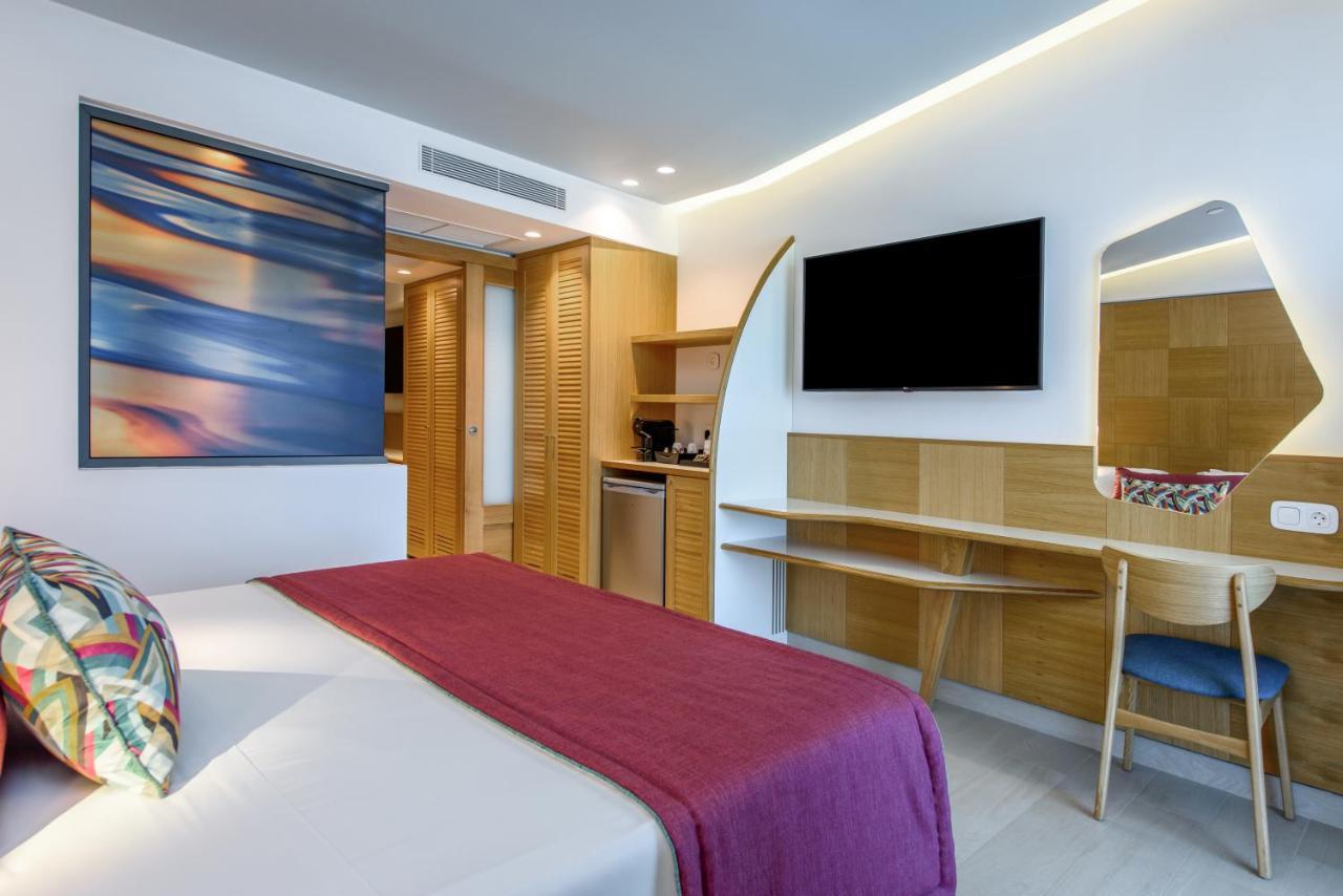 Superior Exklusive mit Pool- oder Meerblick und Whirlpool