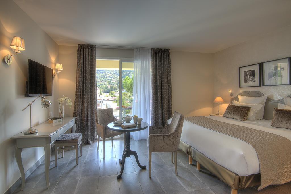 Privilege Double Room with Terrace - Free Spa Access