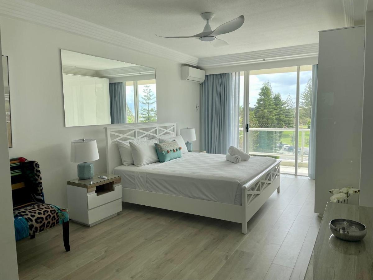 One-Bedroom Superior Apartment Partial Ocean View