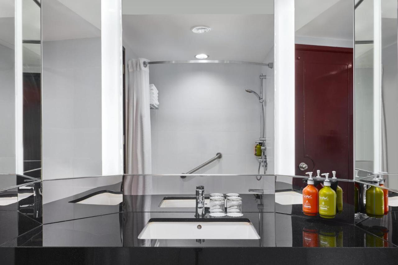 Habitación Estándar con acceso al salón - 1 cama extragrande