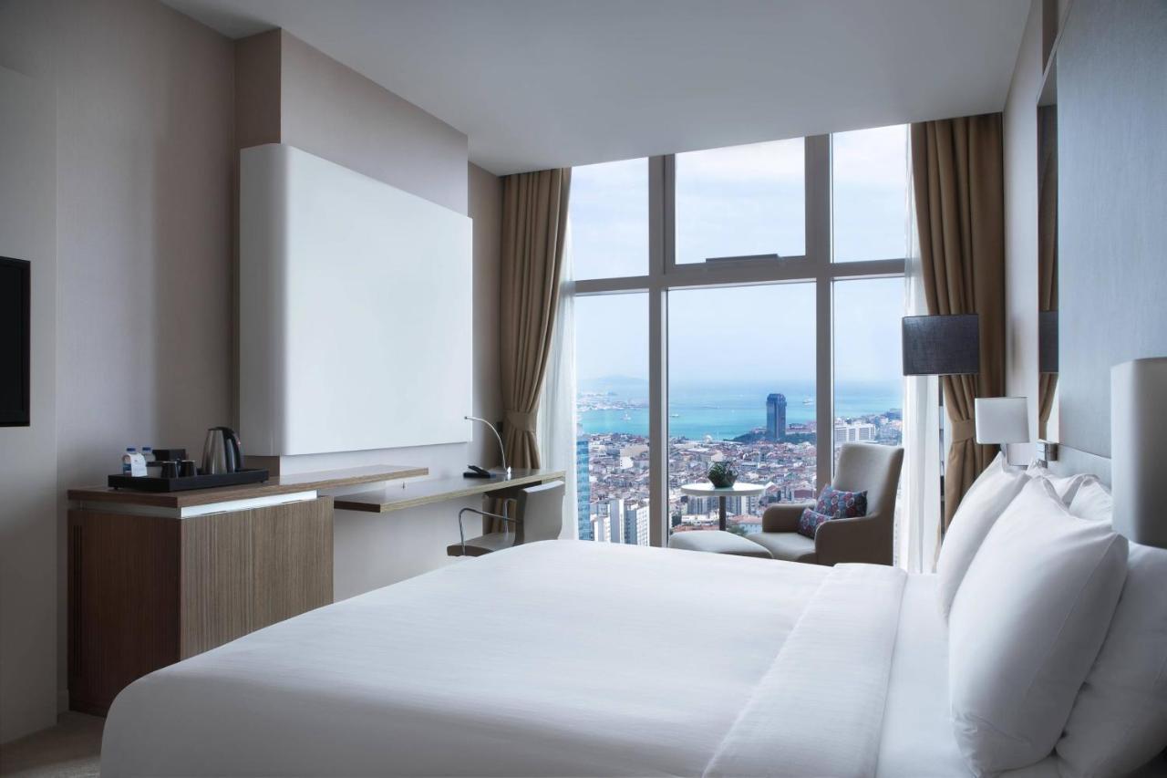 Executive King Room with Sea View and Lounge Access,1393136708:JPEG