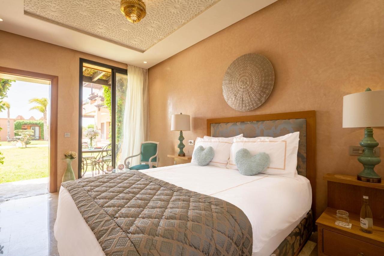Chambre Double ou Lits Jumeaux avec Salle de Bains Privative