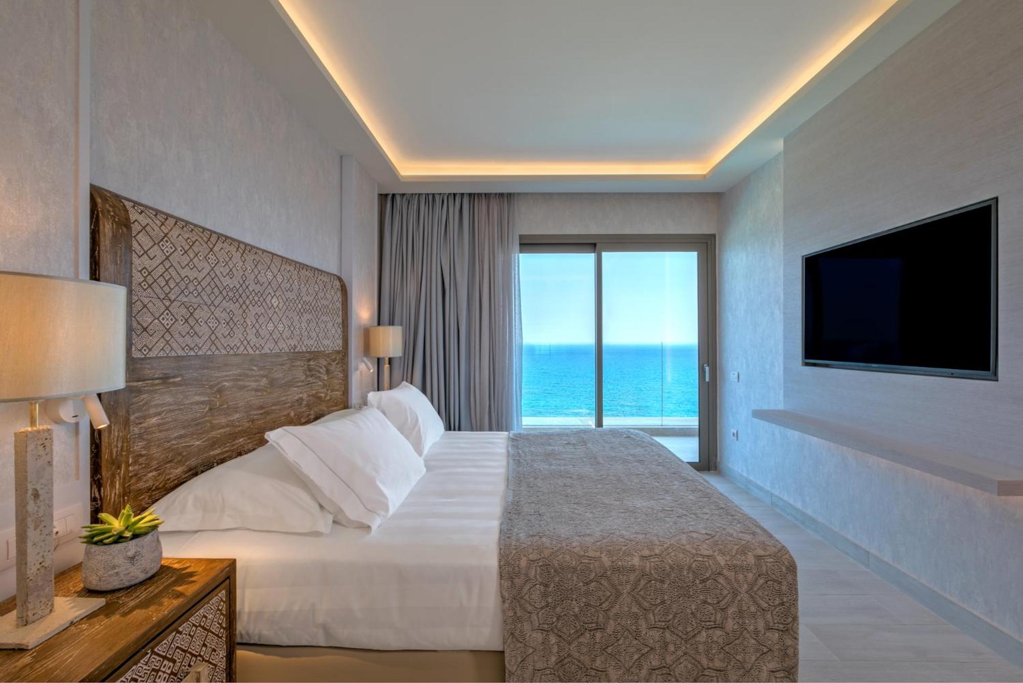 Sea View Executive Suite,1432099843:JPEG