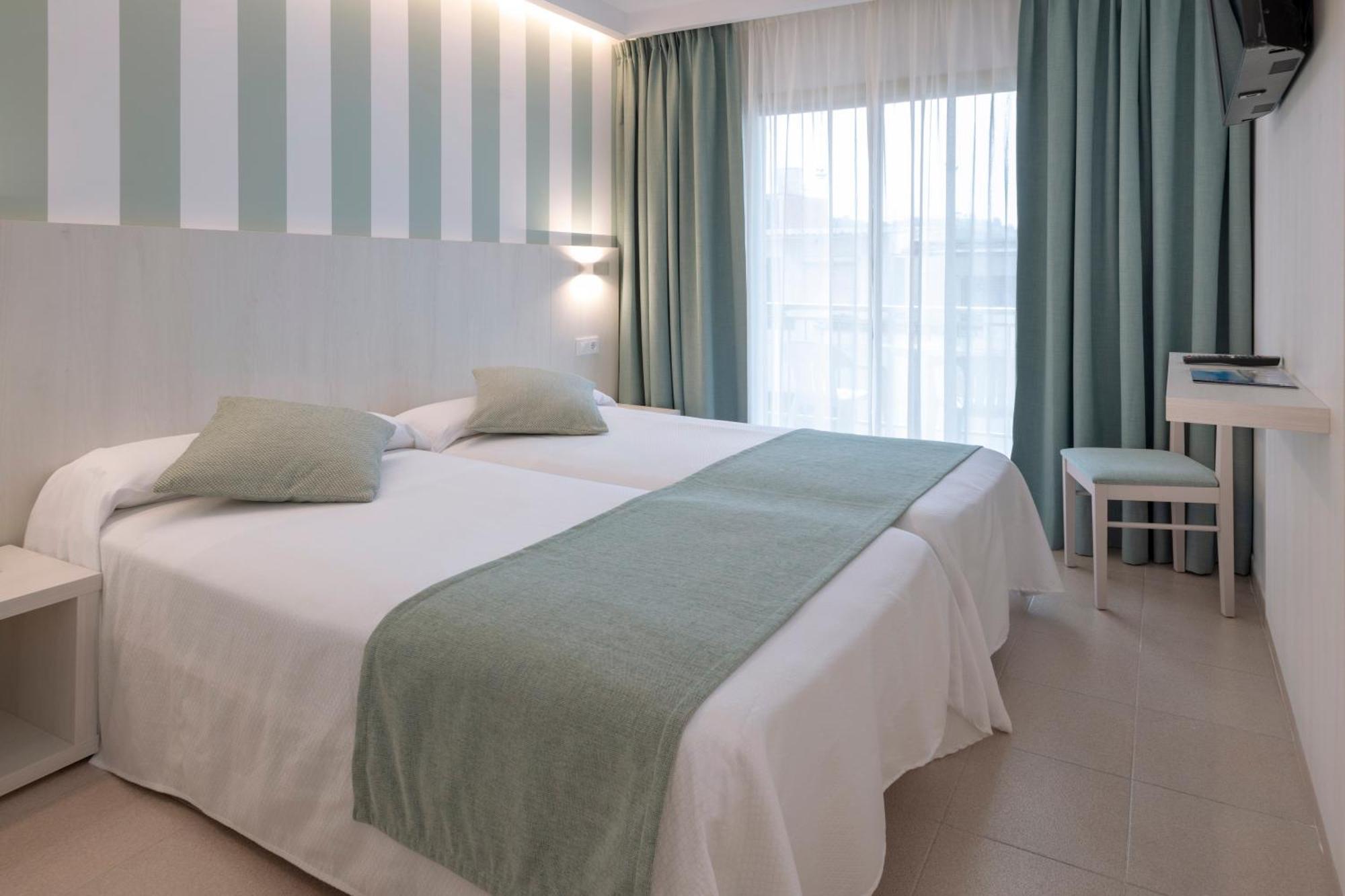 Chambre Double ou Lits Jumeaux