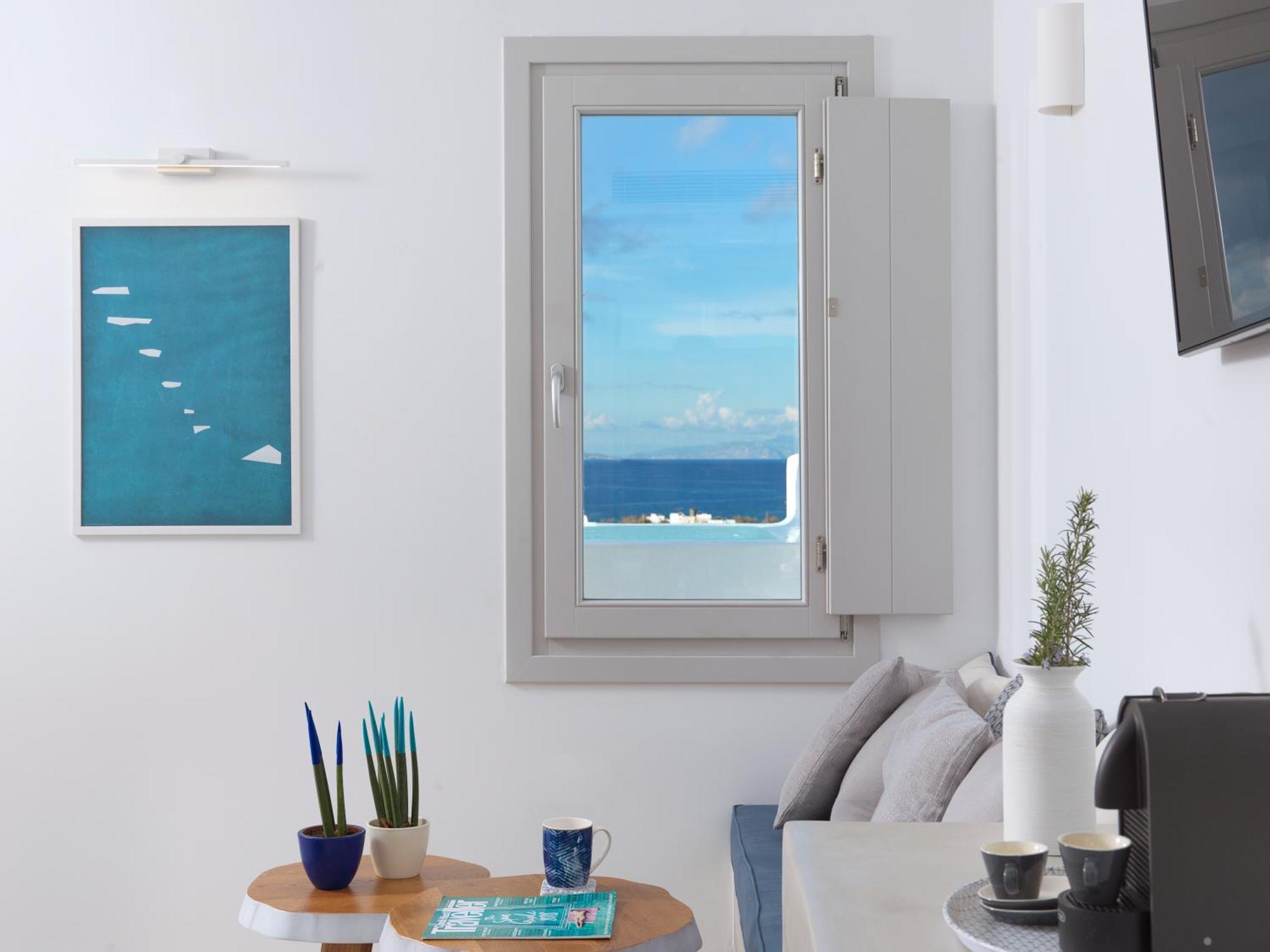 Junior Suite Outdoor Hot Tub Sea View