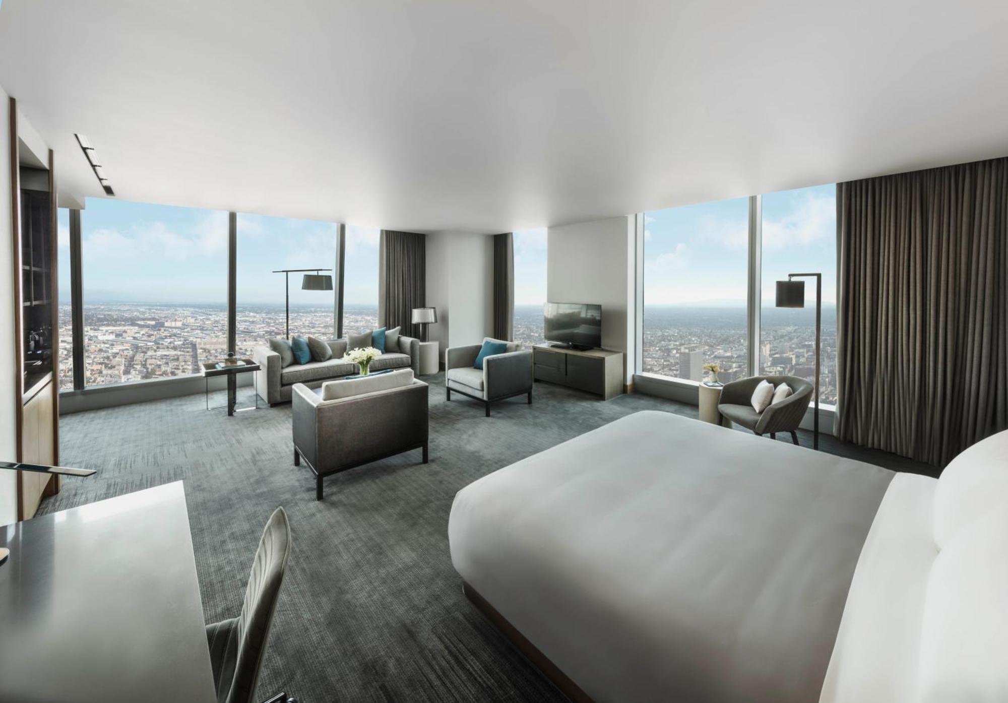 King Suite with City View