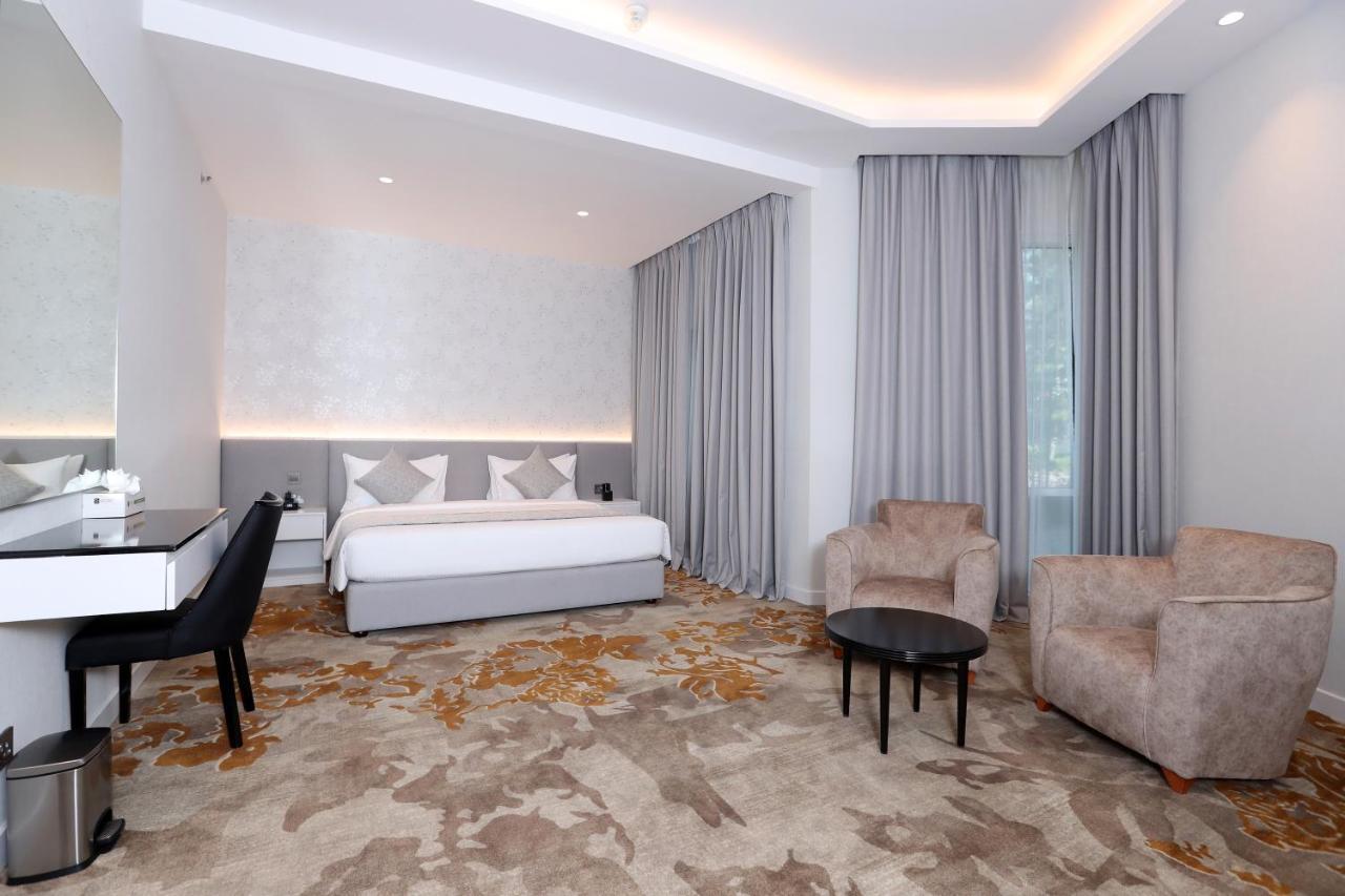 Superior King Room