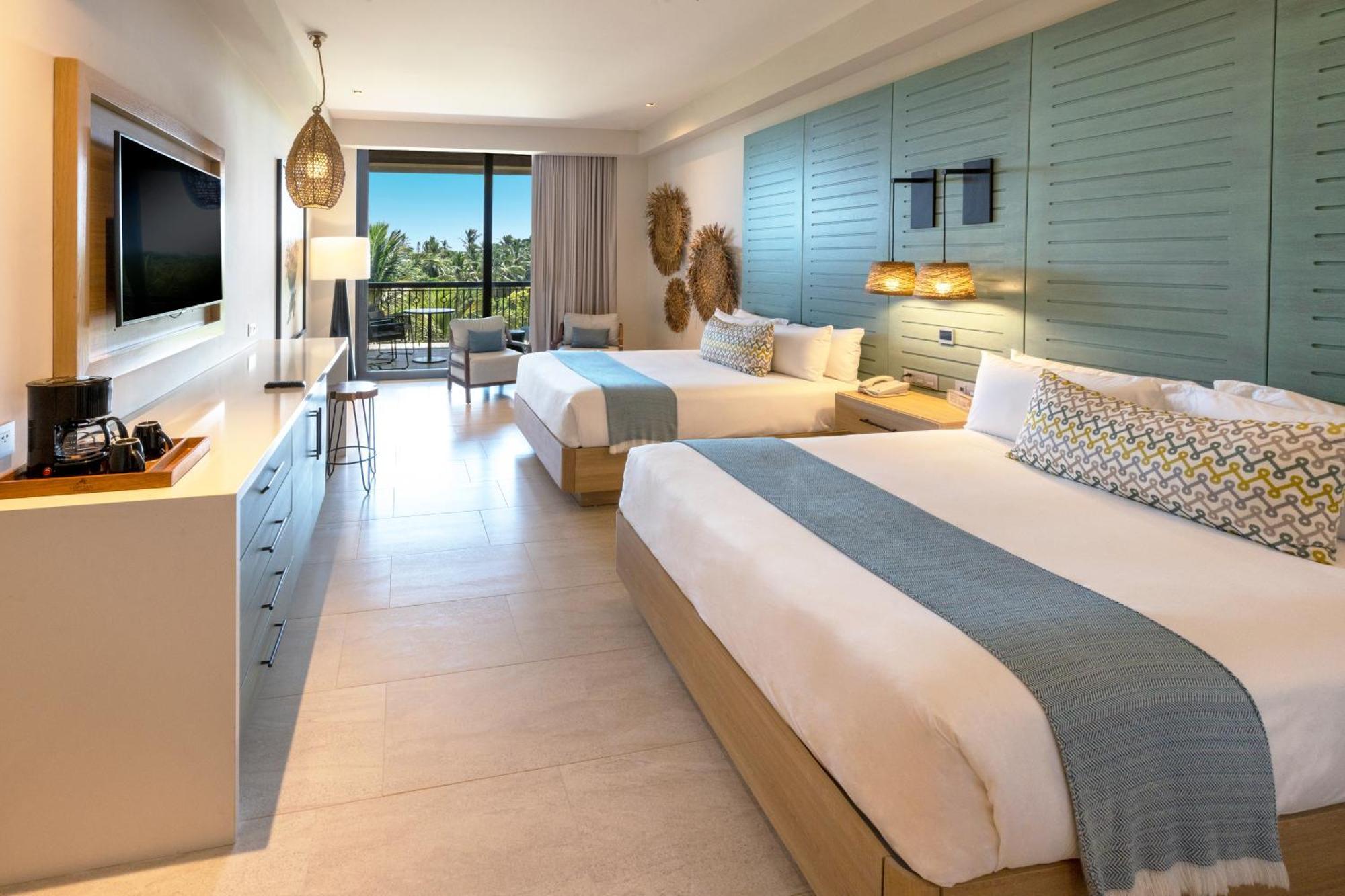 Suite Junior Resort Tropical con cama grande
