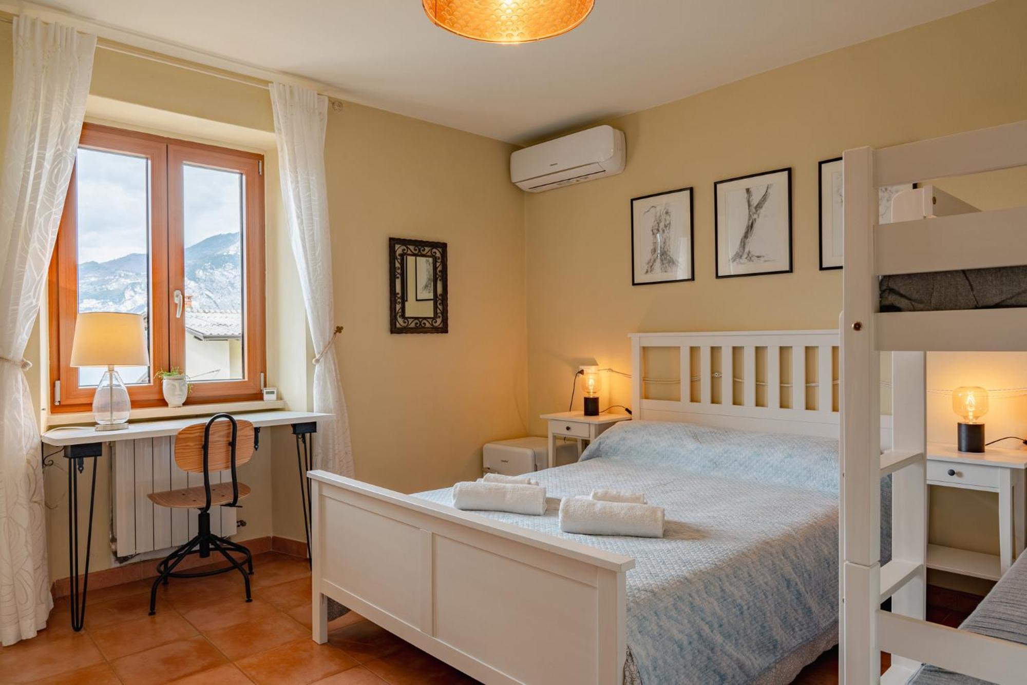 Quadruple Room Lake View
