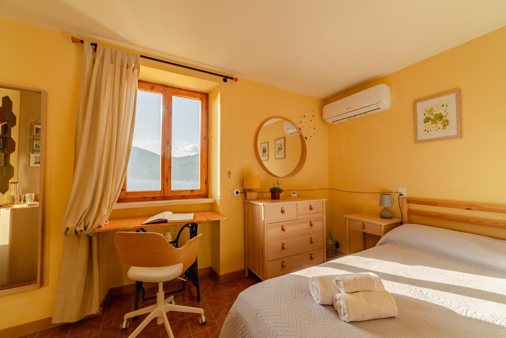 Quadruple Room Lake View