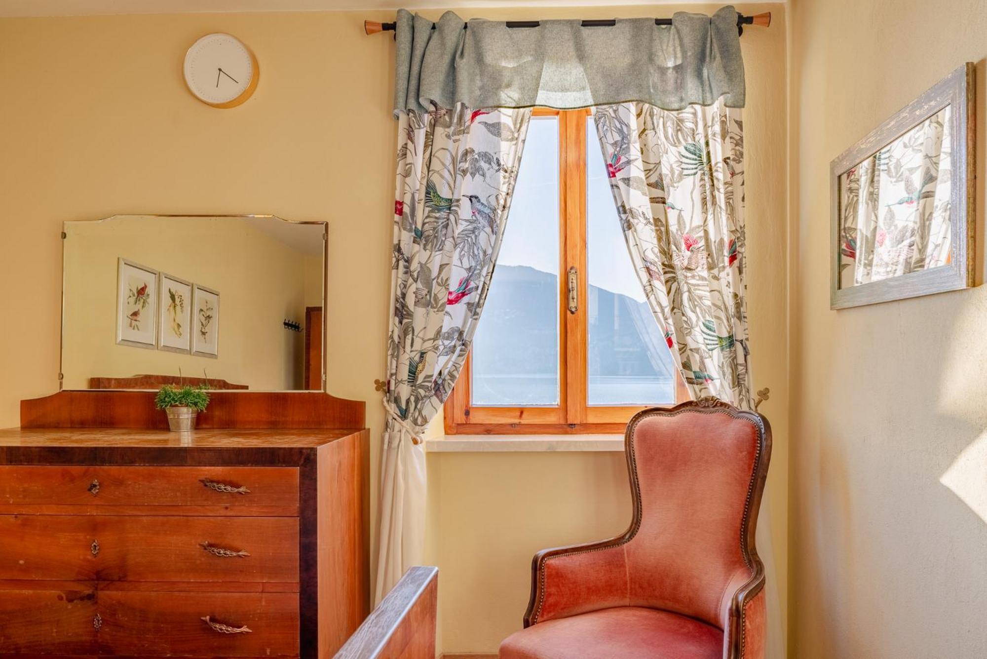 Double Room Lake View