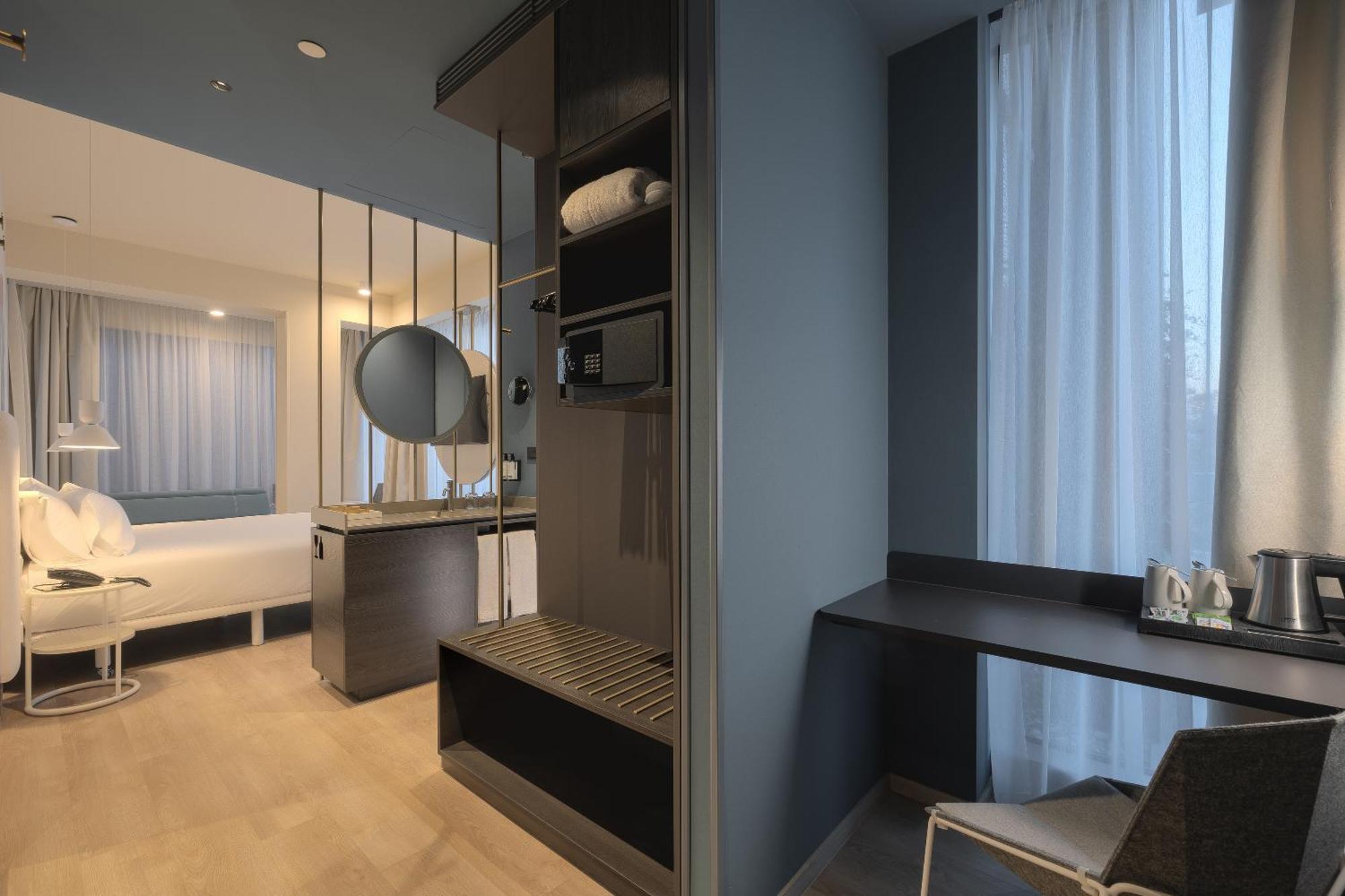 Junior Suite,1508212786:JPEG
