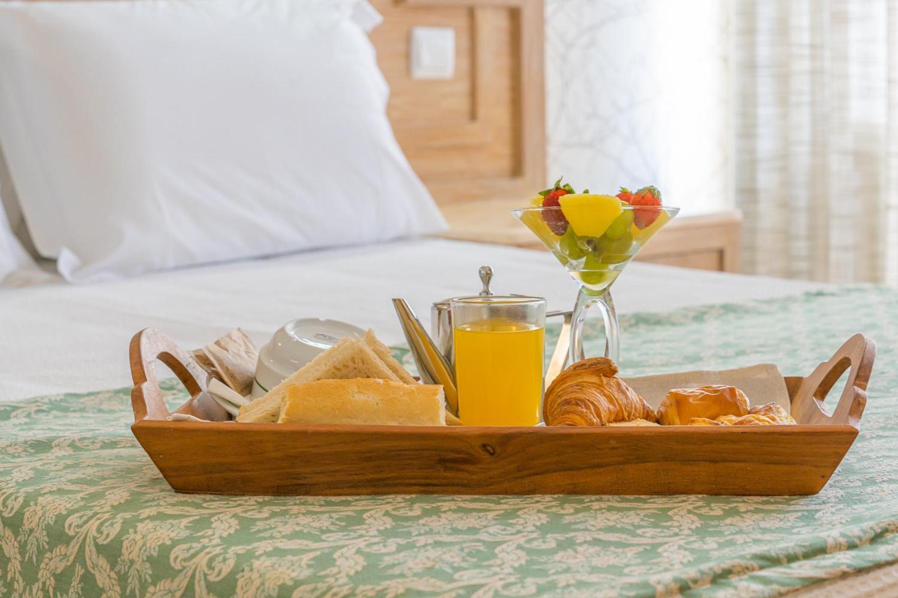 Suite Familiar (2 Adultos + 1 Criança)