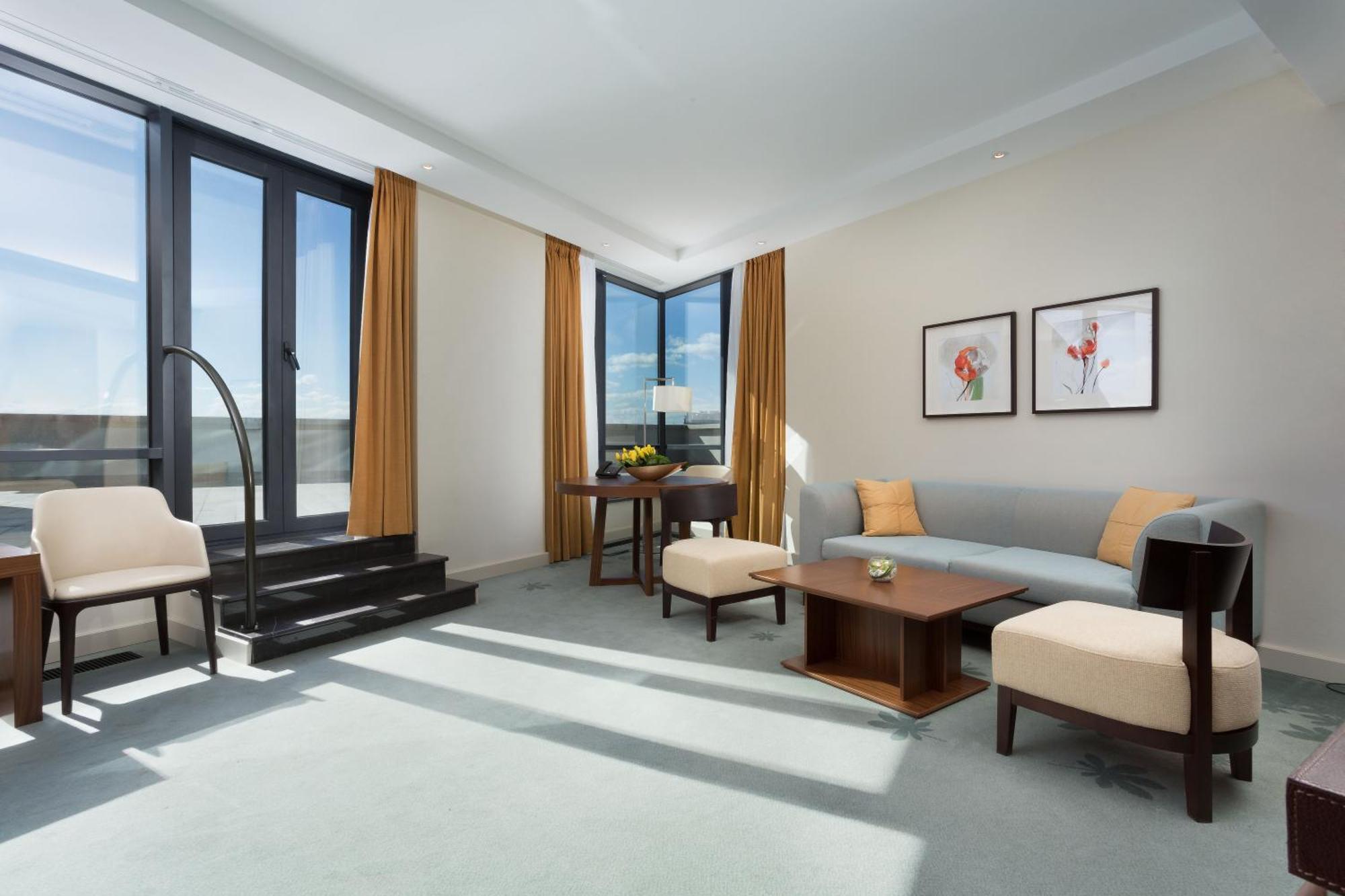 Suite con terraza y jardín - Cama extragrande
