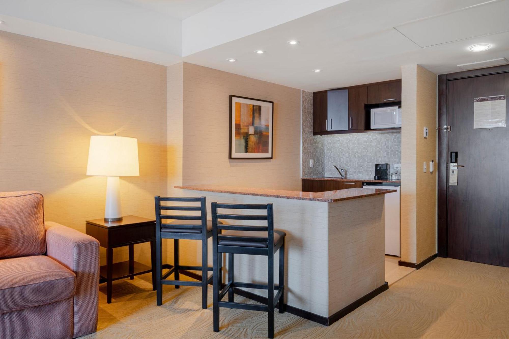 Carioca Suite Club lounge access Larger Suite Ocean view
