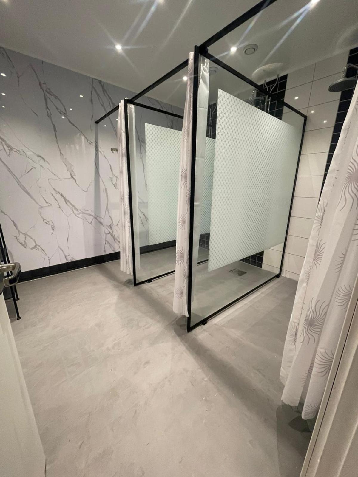 Habitación Doble con baño compartido
