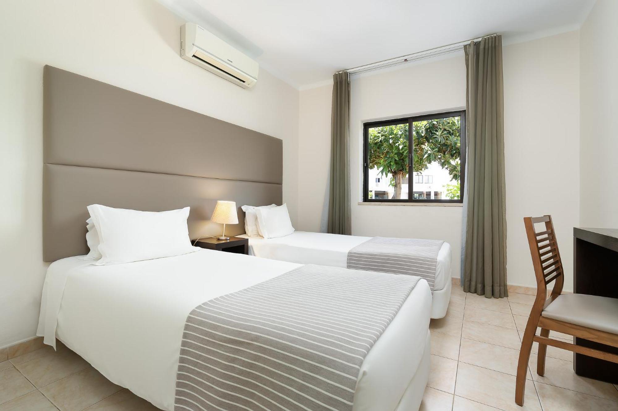 Superior One-Bedroom Apartment