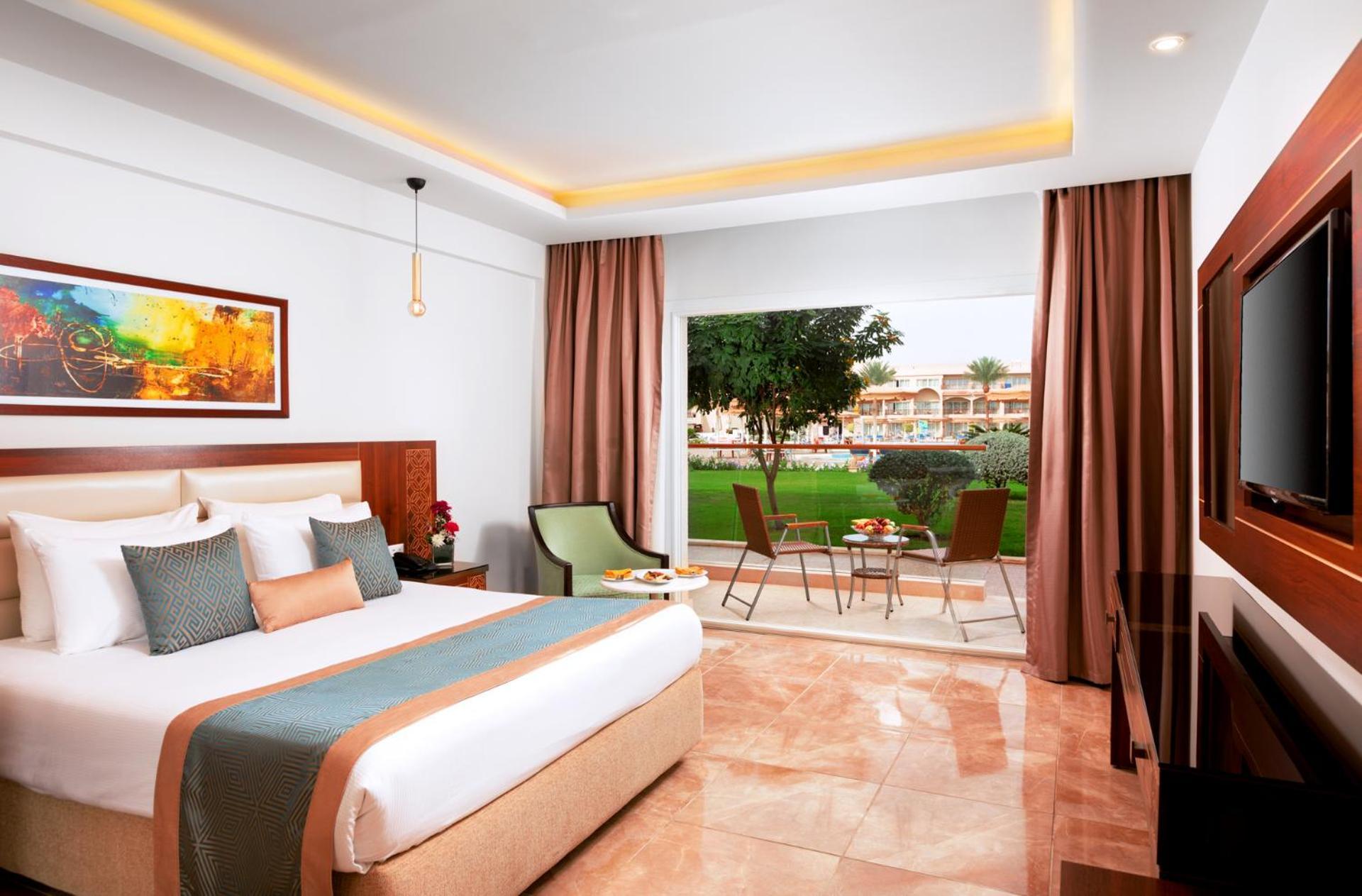 Deluxe Double or Twin Room with Garden View