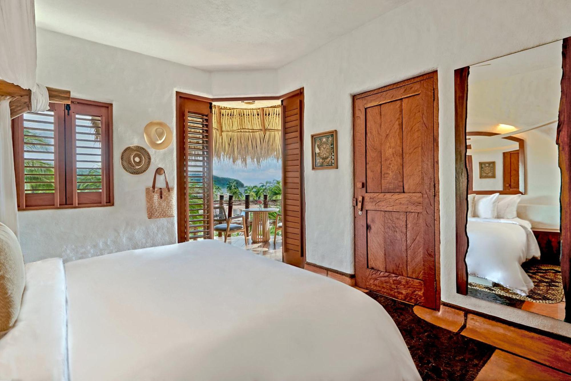 King Suite Ocean View,1546940674:JPEG