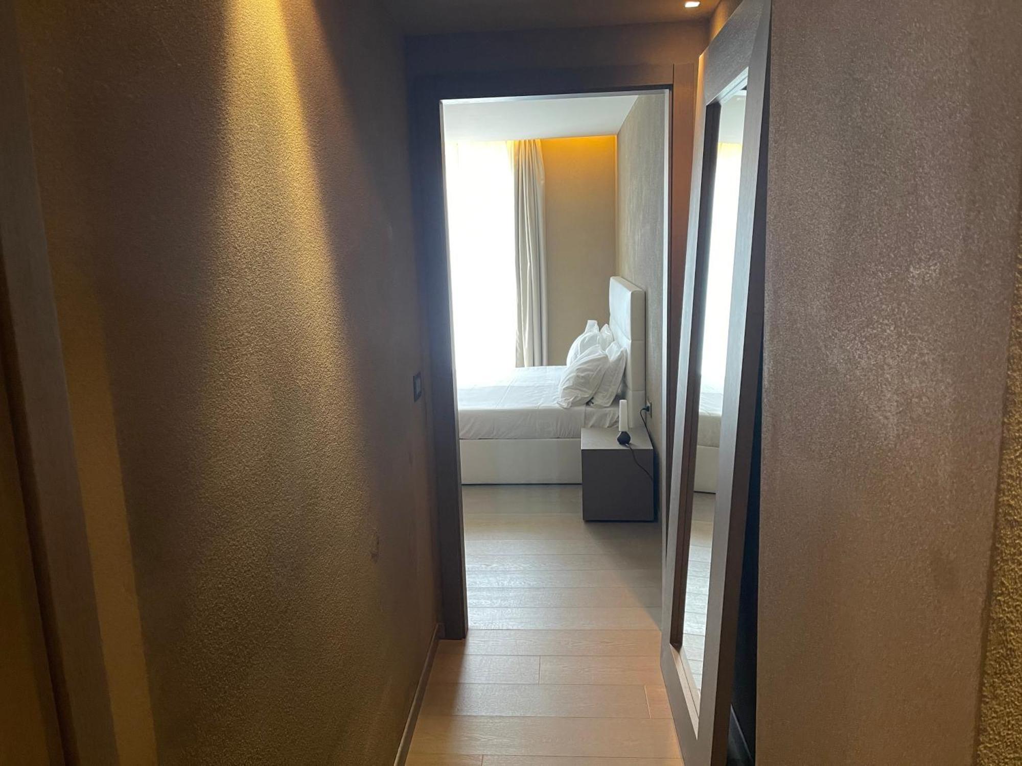 Double or Twin Room Lake View
